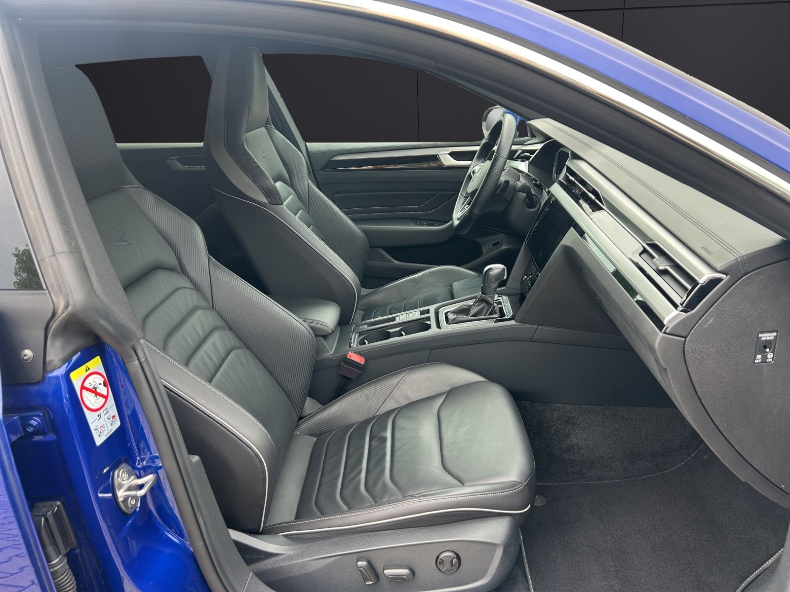 Fahrzeugabbildung Volkswagen Arteon SB TSI R-Line DSG LED Navi AID Leder ACC