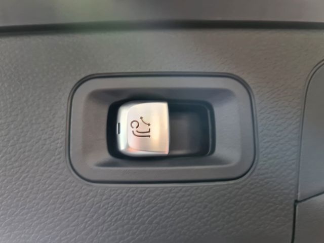 Fahrzeugabbildung Mercedes-Benz GLC 300 de 4M AMG Line/Night/360°/AHK/Burmester