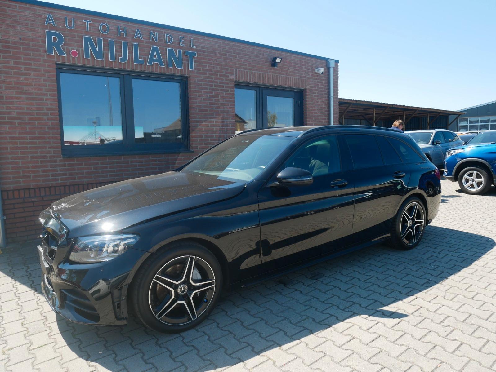 Mercedes-Benz C 220 C T AMG Pano Led Alcantara