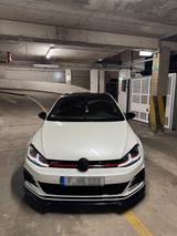 Volkswagen Golf 7 GTI Performance - Volkswagen Golf mit Benzin-Antrieb: Kleinwagen, 7 GTI