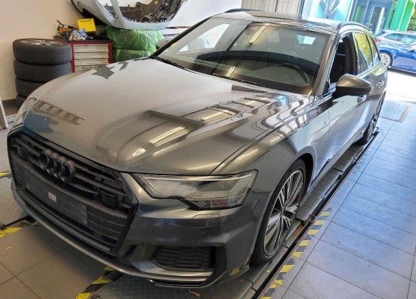Audi A6 - 1