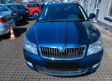 Skoda Octavia 2.0 TDI Elegance Combi Elegance - Skoda Octavia aus 2011: Kombi