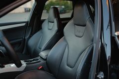 Fahrzeugabbildung Audi RS4 Avant 4.2 FSI quattro *MwSt.*Phantomschwarz*