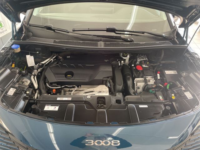 3008 Hybrid Allure Pack