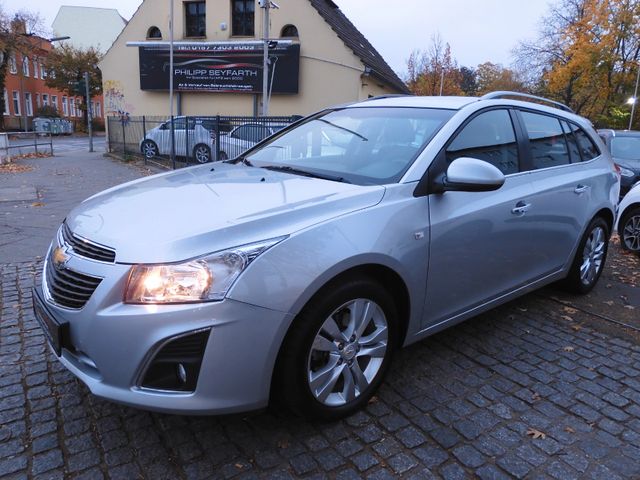 Chevrolet Cruze SW 2.0 LTZ*AUT.*NAVI*KLIMA*KEYLESS*1.HAND*