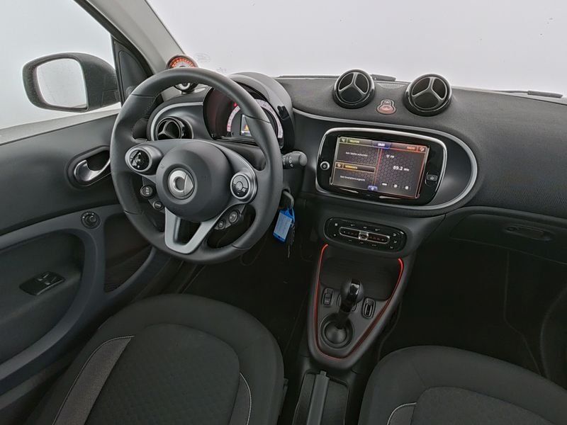 Fahrzeugabbildung Smart EQ COUPÉ*EXCLUSIVE*22kW*JBL-SOUNDSYS*ALLWETTER*