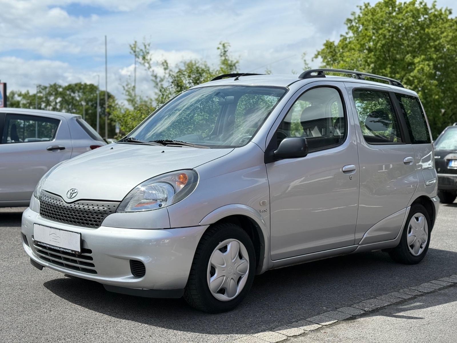 Toyota Yaris 1.3 Sol / 93TKM / TÜV NEU