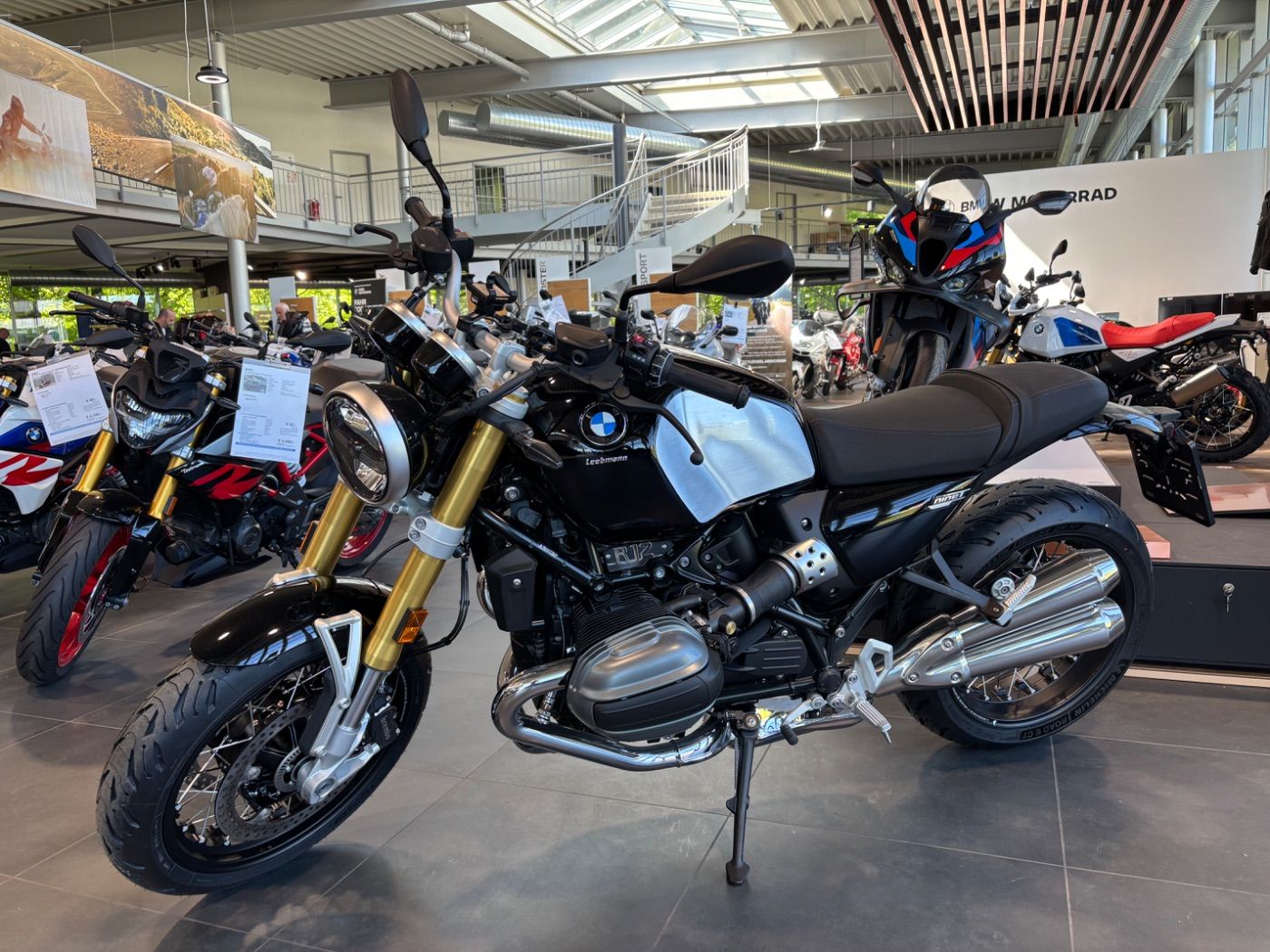 Fahrzeugabbildung BMW R 12 nine T Komfort-Paket Speichenräder