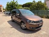 Volkswagen VOLKSWAGEN - Touran - 1.6 TDI DSG Comfortline 7  - VW Touran mit Halbautomatikschaltung