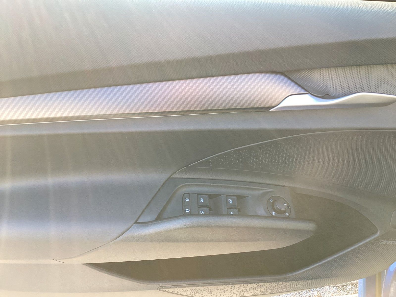 Fahrzeugabbildung SKODA Enyaq Coupé 85 Sportline 210 KW