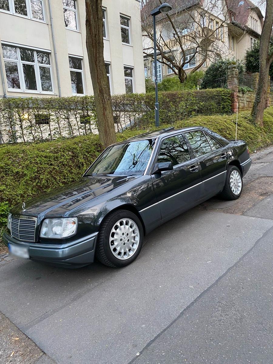 Mercedes-Benz E 250