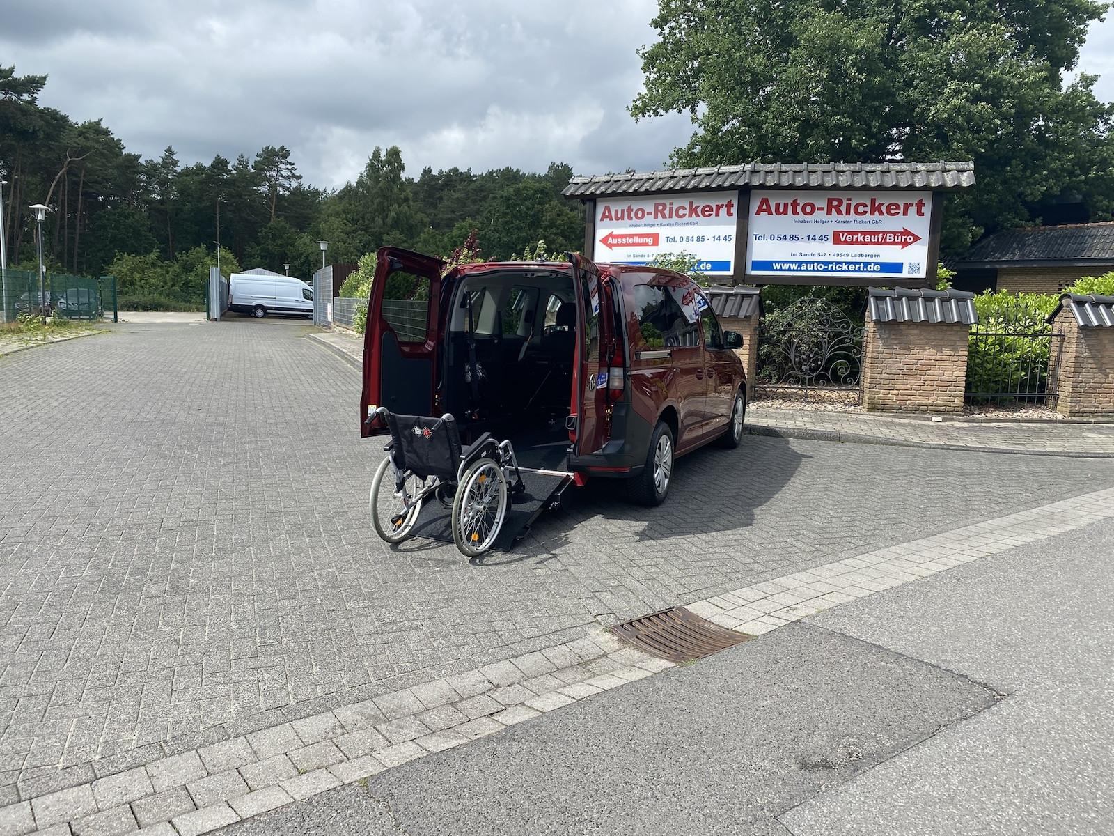 Volkswagen Caddy Automatik, neuer Rollstuhlumbau, ACC, Klim
