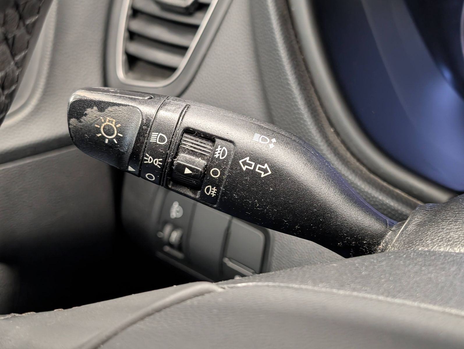 HYUNDAI i20 1.2 Passion Allwetter Klima – Bild 22