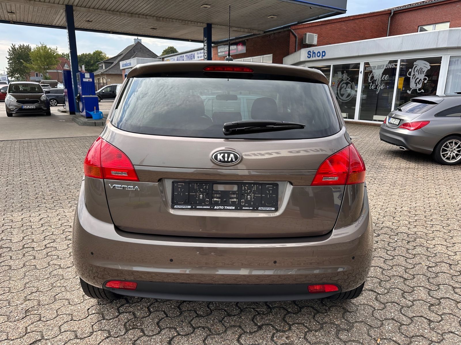 Fahrzeugabbildung Kia Venga 1.4 FIFA World Cup Edition SHZG/BT/Keyless