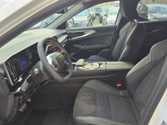 Fahrzeugabbildung Rafale Alpine E-Tech Plug-in 300 4x4
