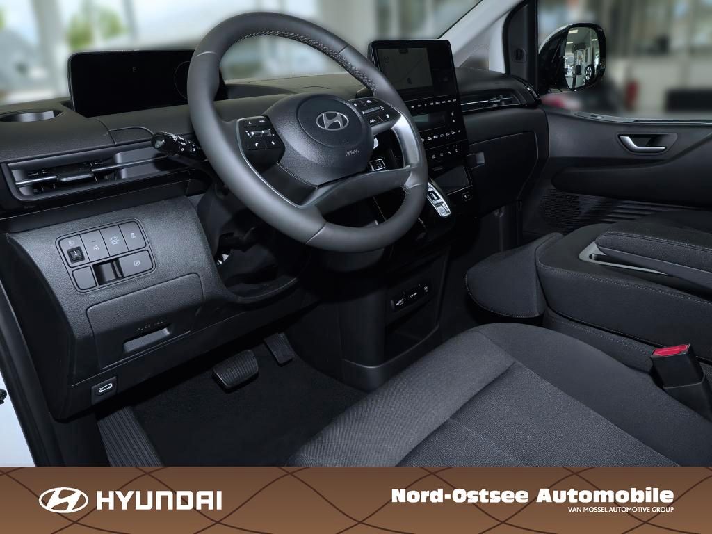 Fahrzeugabbildung Hyundai STARIA 9-Sitzer TREND Easy Acces Paket