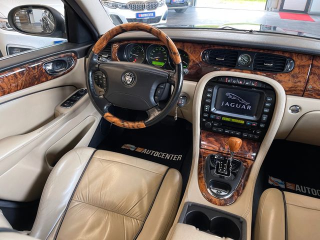 Jaguar XJ 2.7 D XJ6 Sovereign *Klima*Navi*PDC*Bluetooth