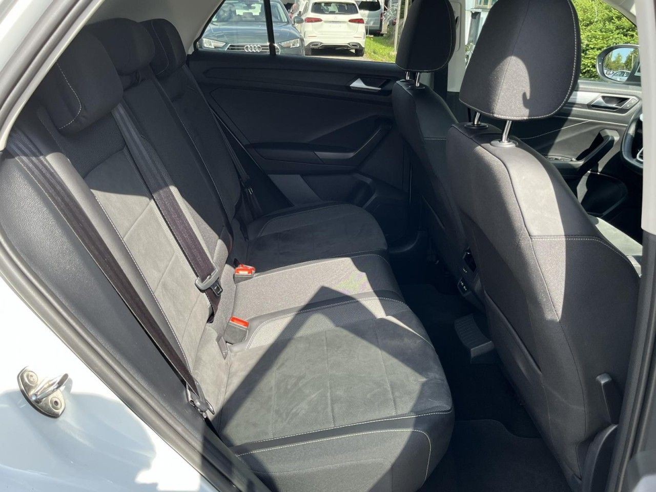 Volkswagen T-Roc - Bild 13