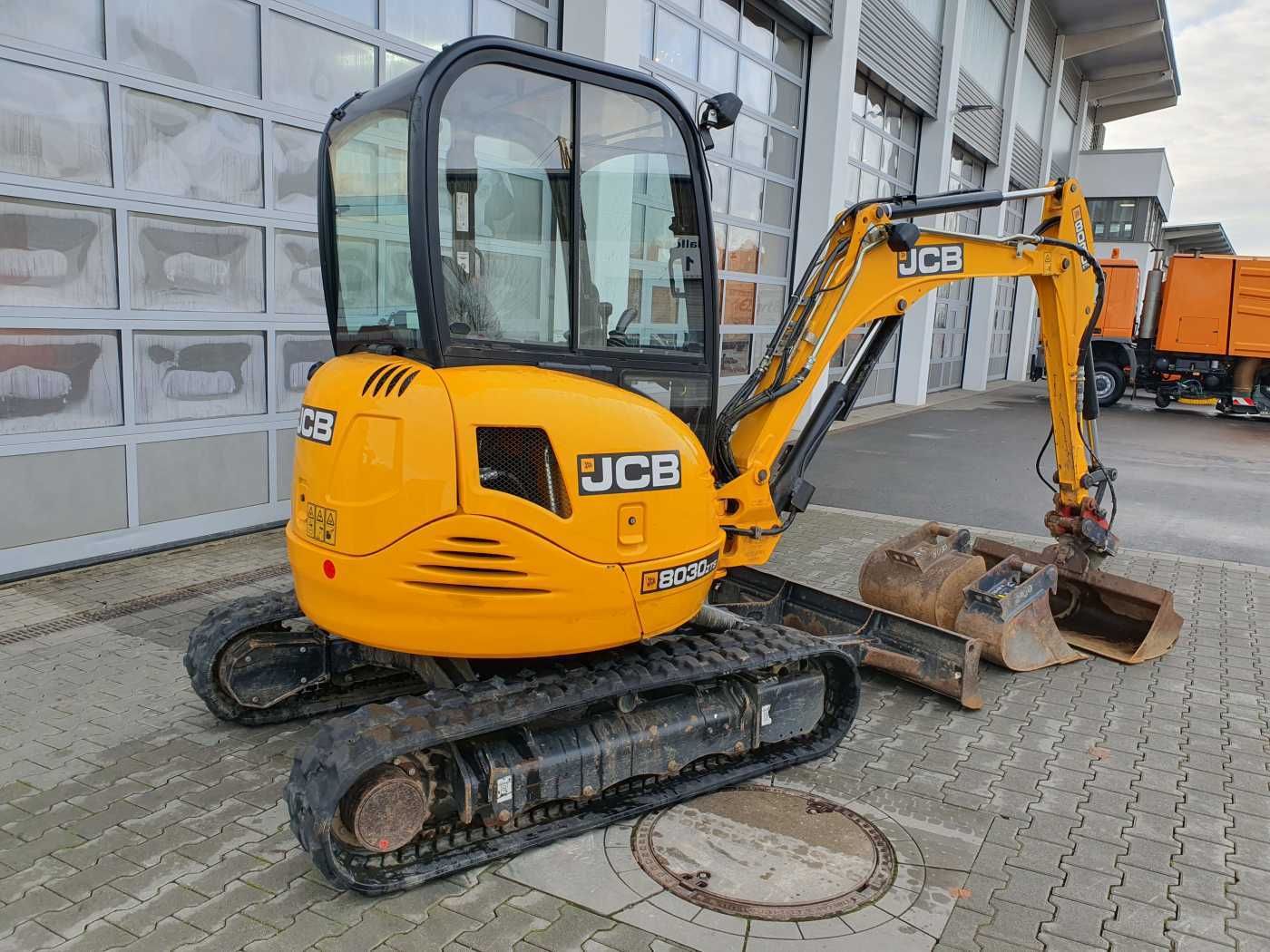Fahrzeugabbildung JCB 8030 ZTS / MS03 / 1.328h / 2019 / Löffelpaket