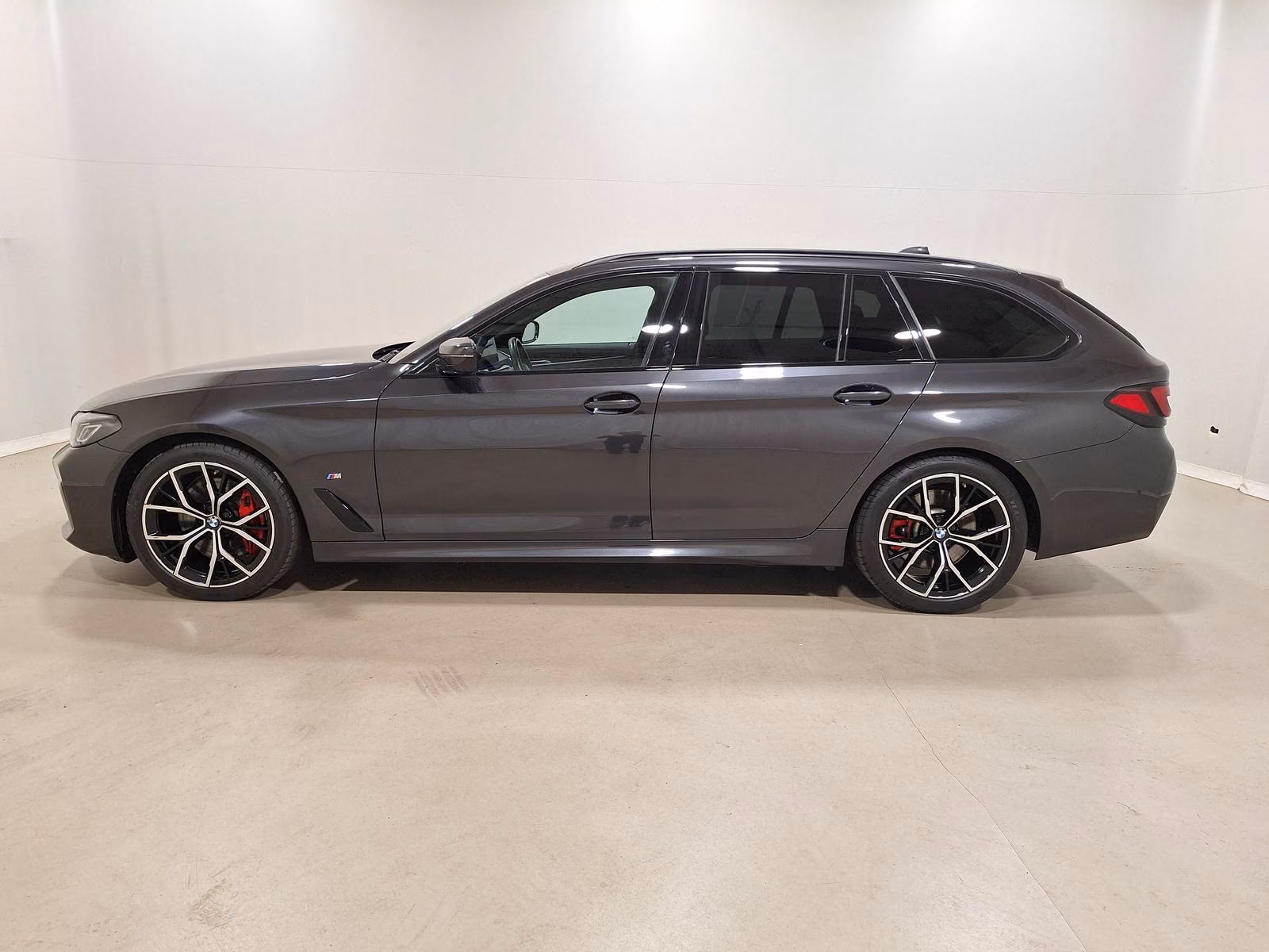 BMW 520d 2.0 M Sport xDrive Steptronic M Sport Pro|S