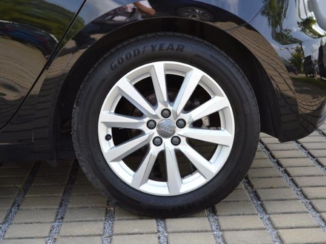 A1 Sportback 30 TFSI Advanced LED/NAVI/VIRTUAL-C