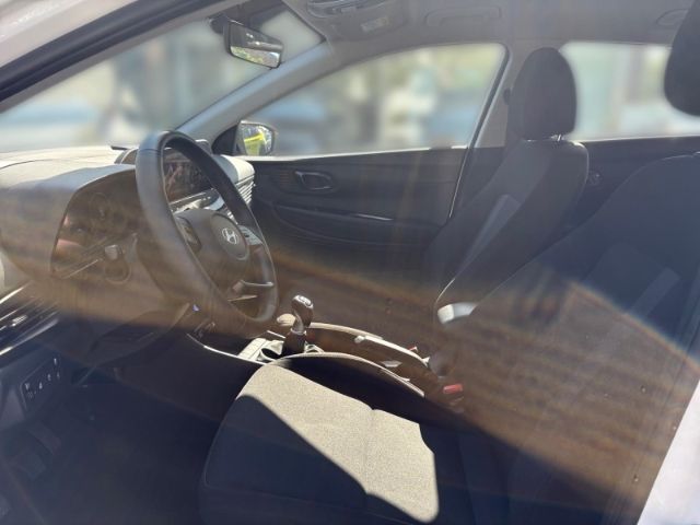 Fahrzeugabbildung Hyundai i20 FL (MY25) 1.0 T-GDI (100 PS) Trend Navi Digi