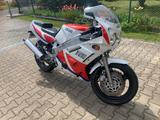 Yamaha FZR 600 - Offers