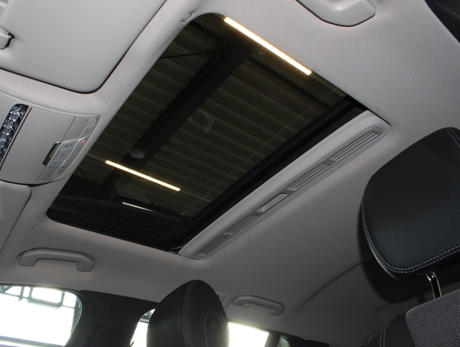 Fahrzeugabbildung Mercedes-Benz E 350 d T Avantgarde 9G 360°+LED+2.Hand