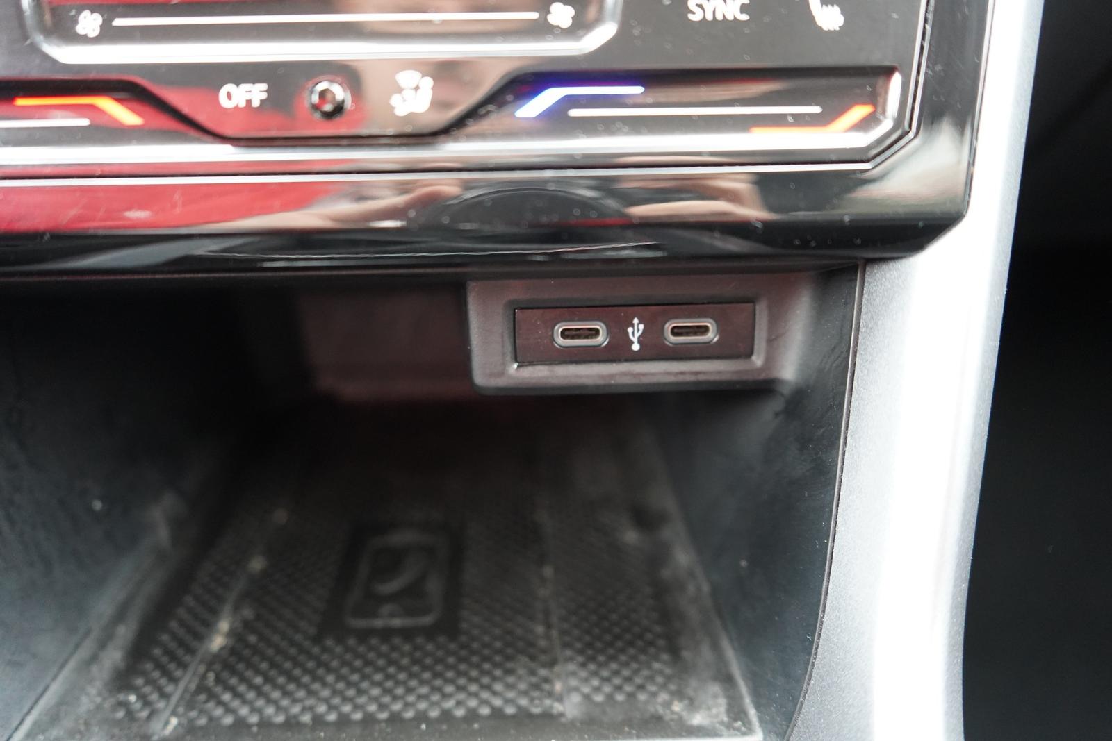Volkswagen T-Cross 1.0 Active App Connect Virtual Cockpit, миниатюра 20