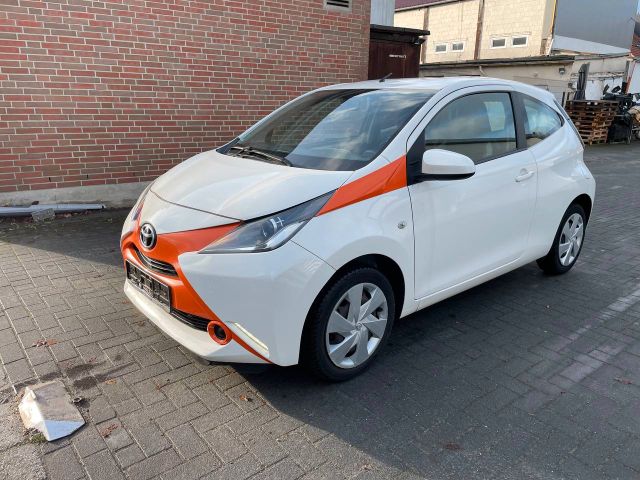 Toyota Aygo AYGO x Automatik