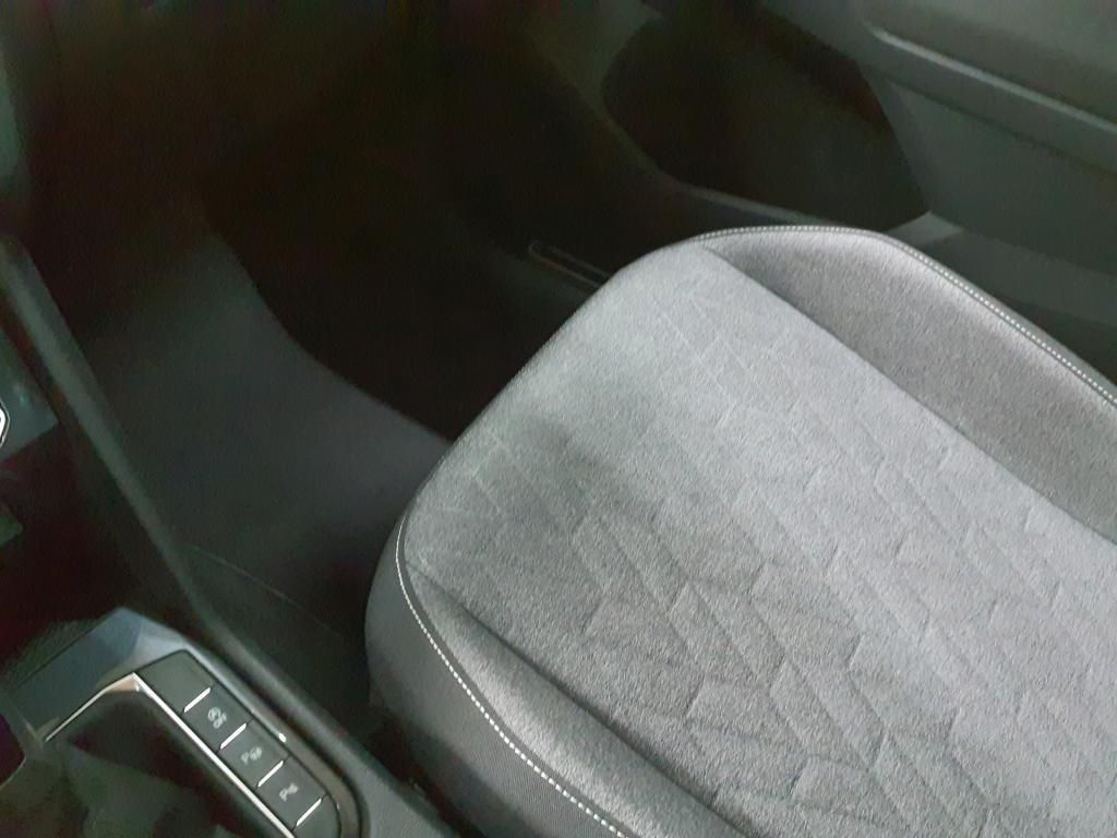 Volkswagen Tiguan Life MOVE 1.5 TSI DSG AHK*RFK*PDC*Tempo