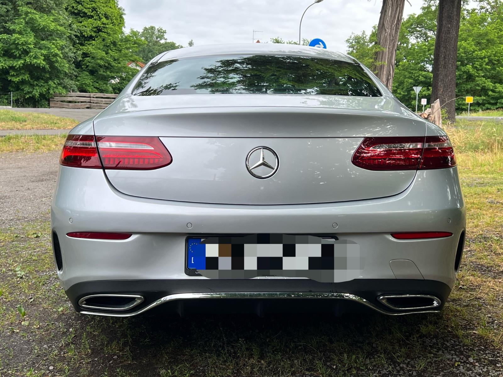 Mercedes-Benz E 220 d Autom. AMG Line Widescreen Burmester uvm