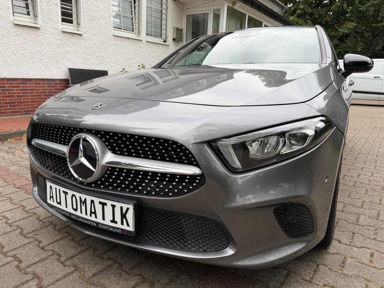 Mercedes-Benz A 200  Edition/Kamera/