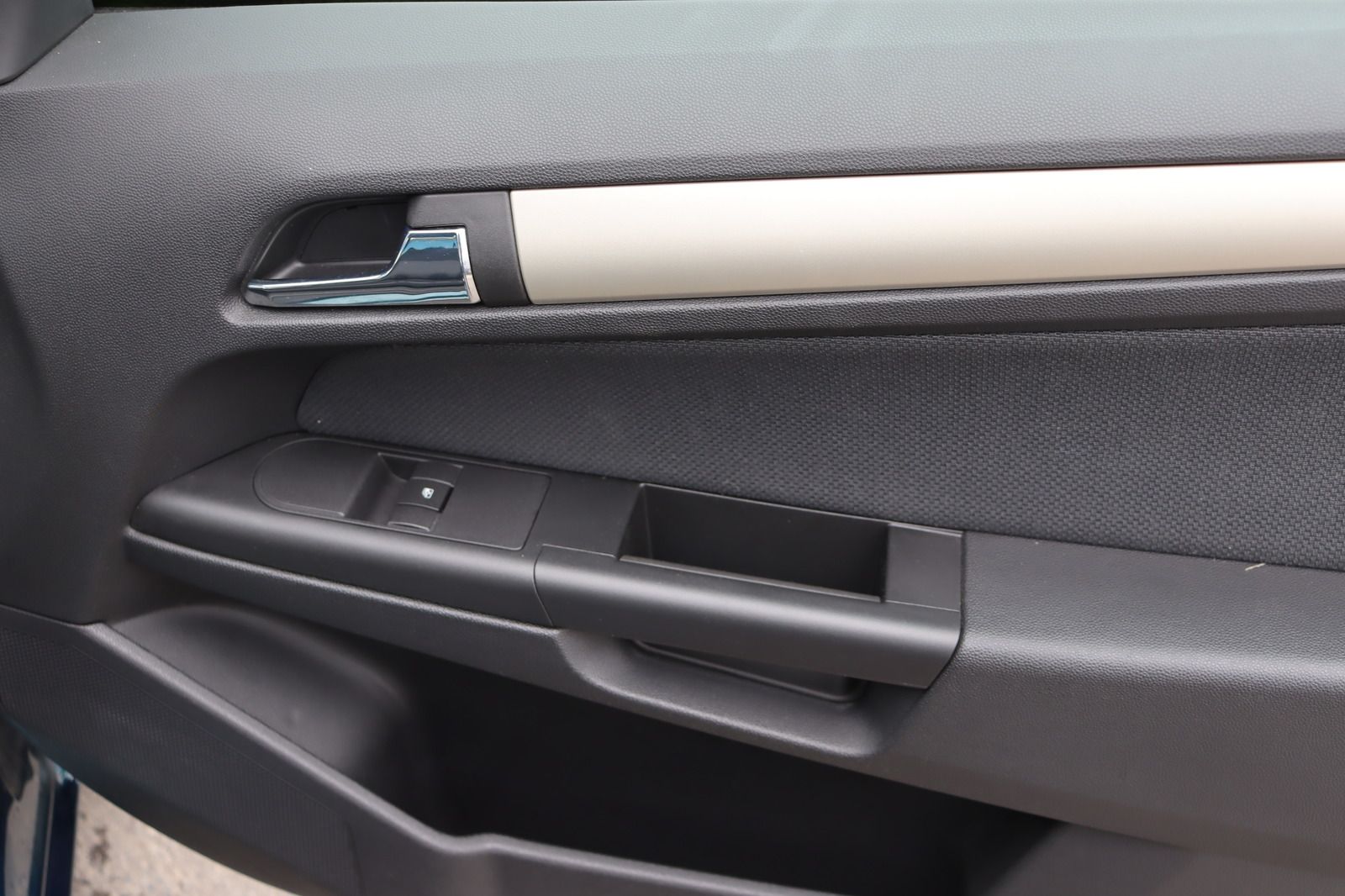 Fahrzeugabbildung Opel Astra 1.4i TWINPORT Edition * Klima * HU/AU neu