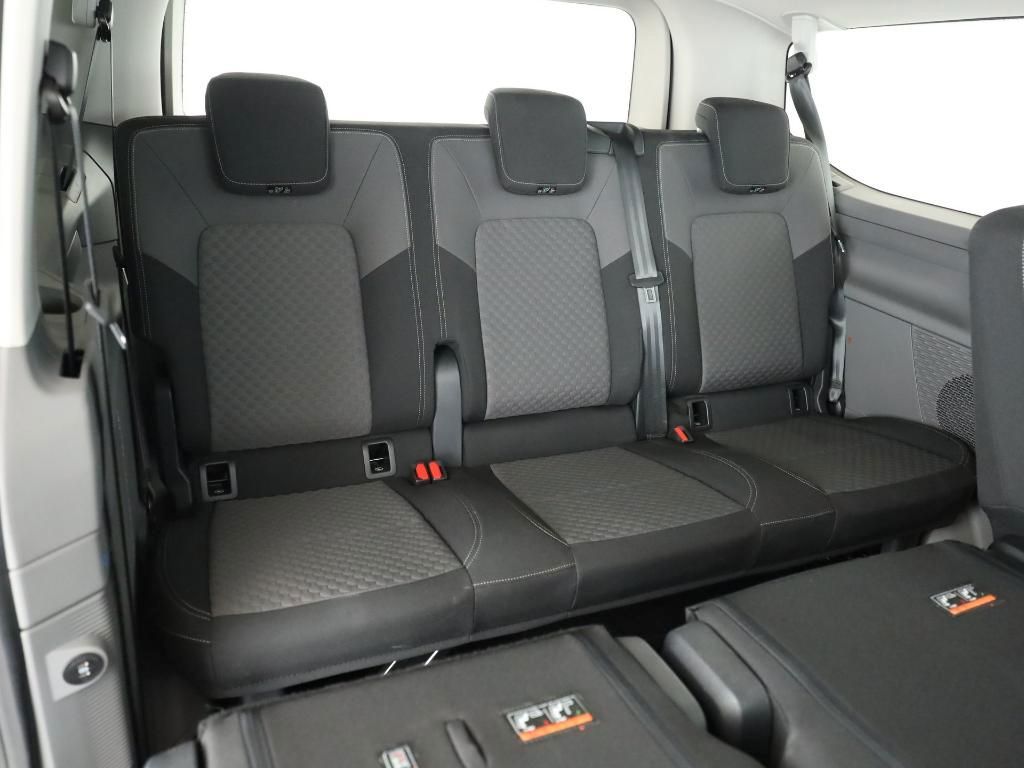 Volkswagen T7 Caravelle - Bild 8