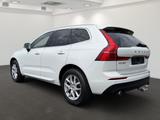 Volvo XC60 T5 AWD Momentum AHK Pano Standhzg. 360 - Volvo XC60: Momentum