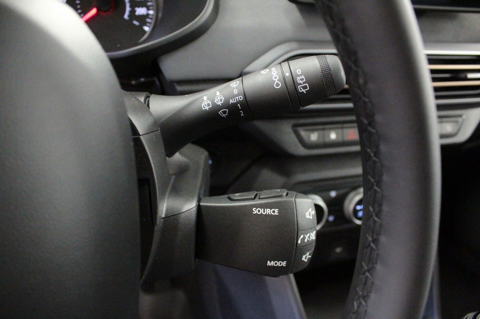 Fahrzeugabbildung Dacia Jogger Eco-G 100 Extreme+ 5-Sitzer *15166*