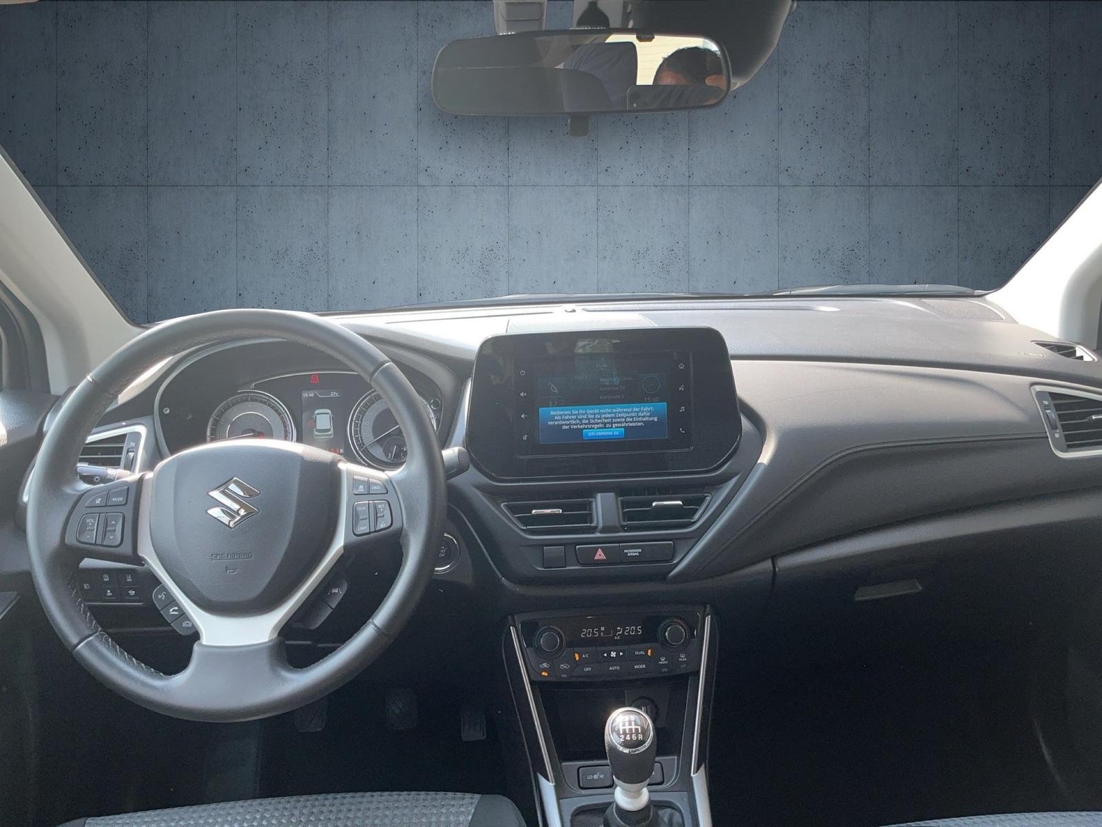 Suzuki SX4 S-Cross 1.4 DITC Hybrid Club R-Kamera LED