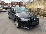 Skoda Fabia Fabia III 1.0 MPI Cool Plus - Skoda Fabia: Iii