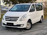 Hyundai H-1 Travel Comfort 170PS Aut. 8-Sitzer orig. 58t - Hyundai H-1 aus 2013