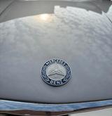 Mercedes-Benz SL 500 R107 500SL 2-tone paint - Mercedes-Benz SL 500: R107