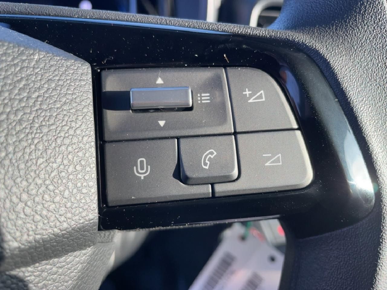 Fahrzeugabbildung Toyota Proace City 1.5D 102PS L2 Meister + Navi + Hecks