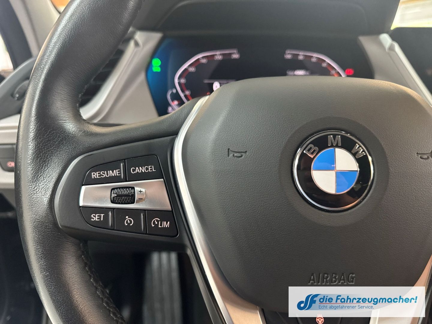 Fahrzeugabbildung BMW 118 d Advantage Navi Digitales Cockpit LED Sperr