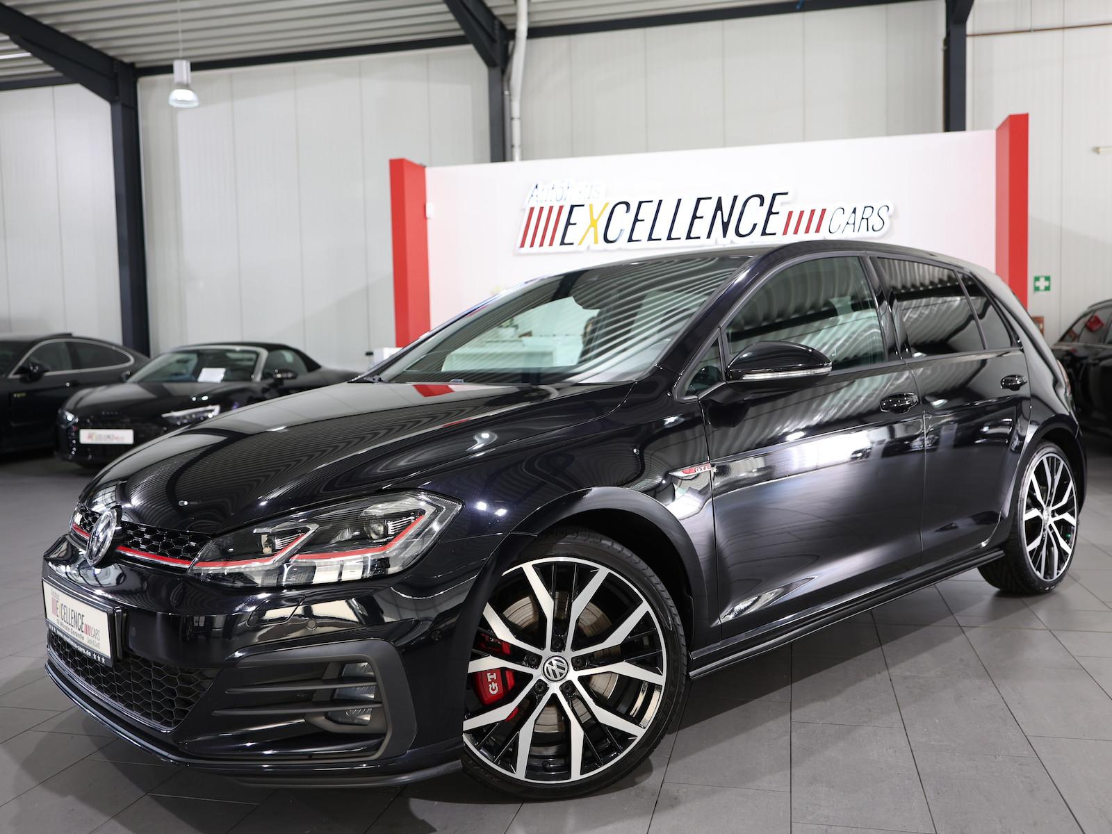 Volkswagen Golf GTI VII 2.0 TSI DSG PERFORMANCE / LED,LEDER