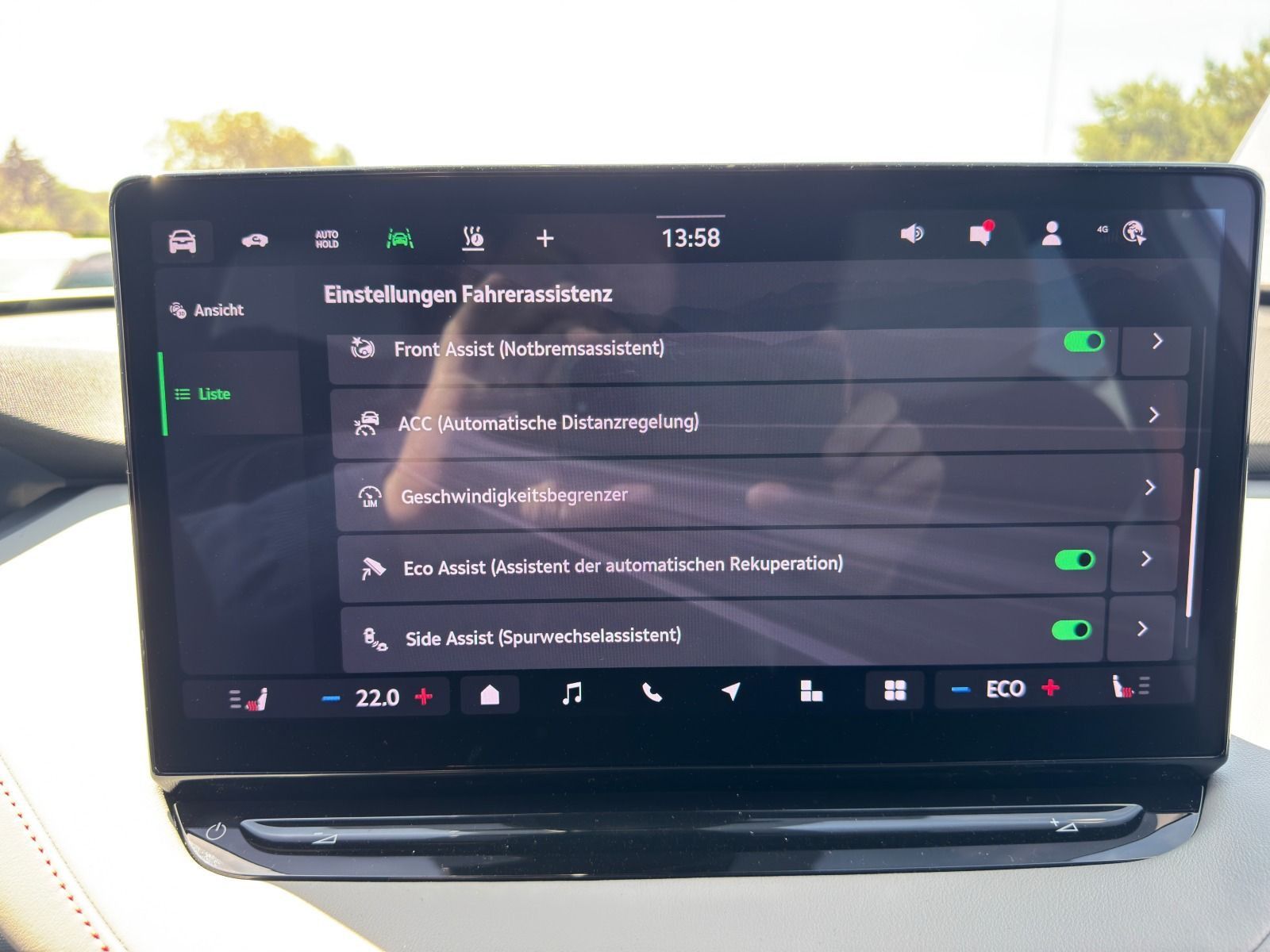 Fahrzeugabbildung SKODA Elroq 85 RFK*AHK*Matrix*eHeck*20Zoll*Wärmepumpe