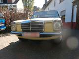 Mercedes-Benz Mercedes / 8 , W115 Oldtimer 200er Benzine... - gebrauchte Mercedes-Benz 200 aus dem Jahr 1975