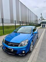 Opel Astra GTC OPC - Opel Astra aus 2007: Opc