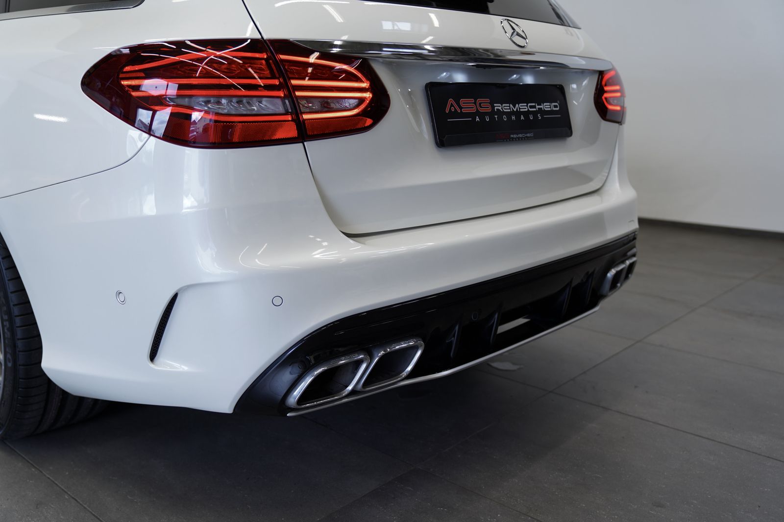 Mercedes Benz C 63 Amg