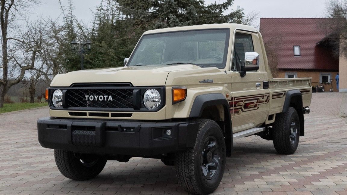 Toyota Land Cruiser GRJ 79 SC VX LIM + Facelift 2025