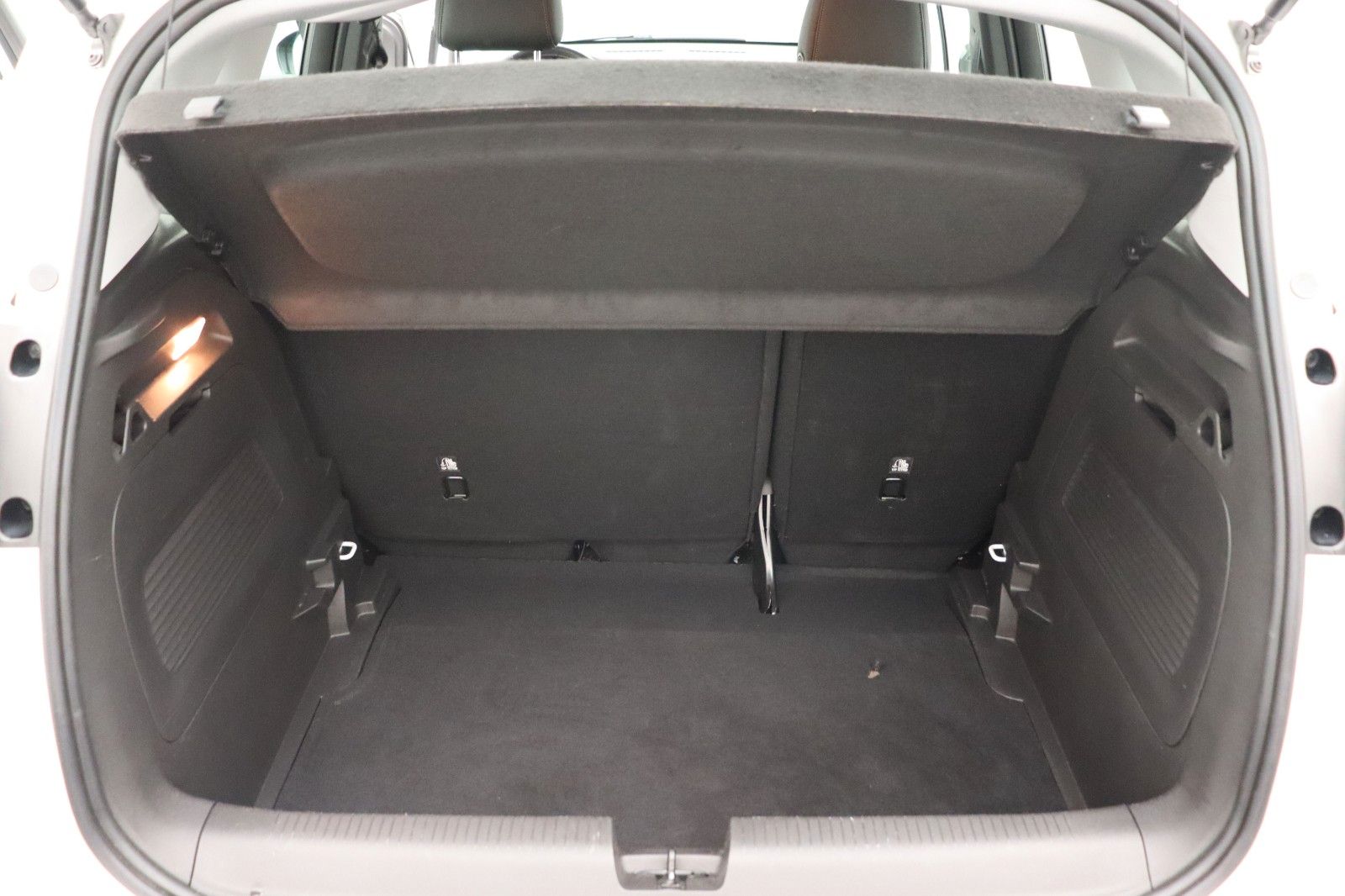 Fahrzeugabbildung Opel Crossland 1.2 Elegance